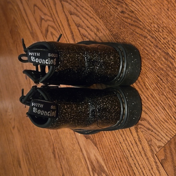 NWOT Youth 1460 Glitter lace up boot - Picture 3 of 9